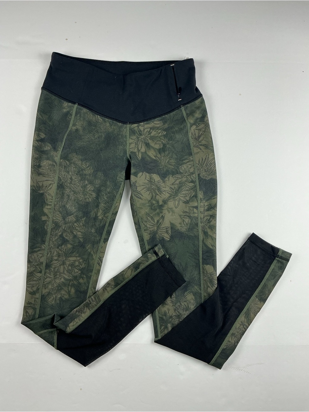 CALIA by Carrie Underwood Olive Green Floral Print Leggings with Black Waistband